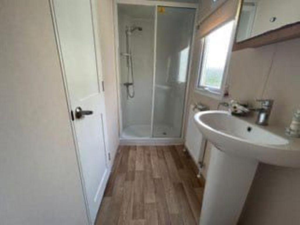 Lovely 8 Berth Caravan For Hire Near Clacton-On-Sea In Essex Ref 28029Dw Hotel Exterior photo